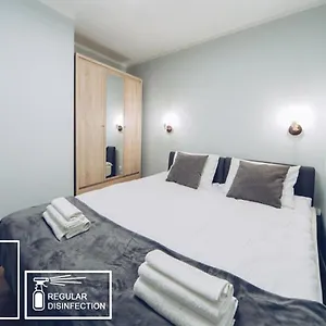 M7 Main Square With Free Parking Friends Escape Апартаменты Краков